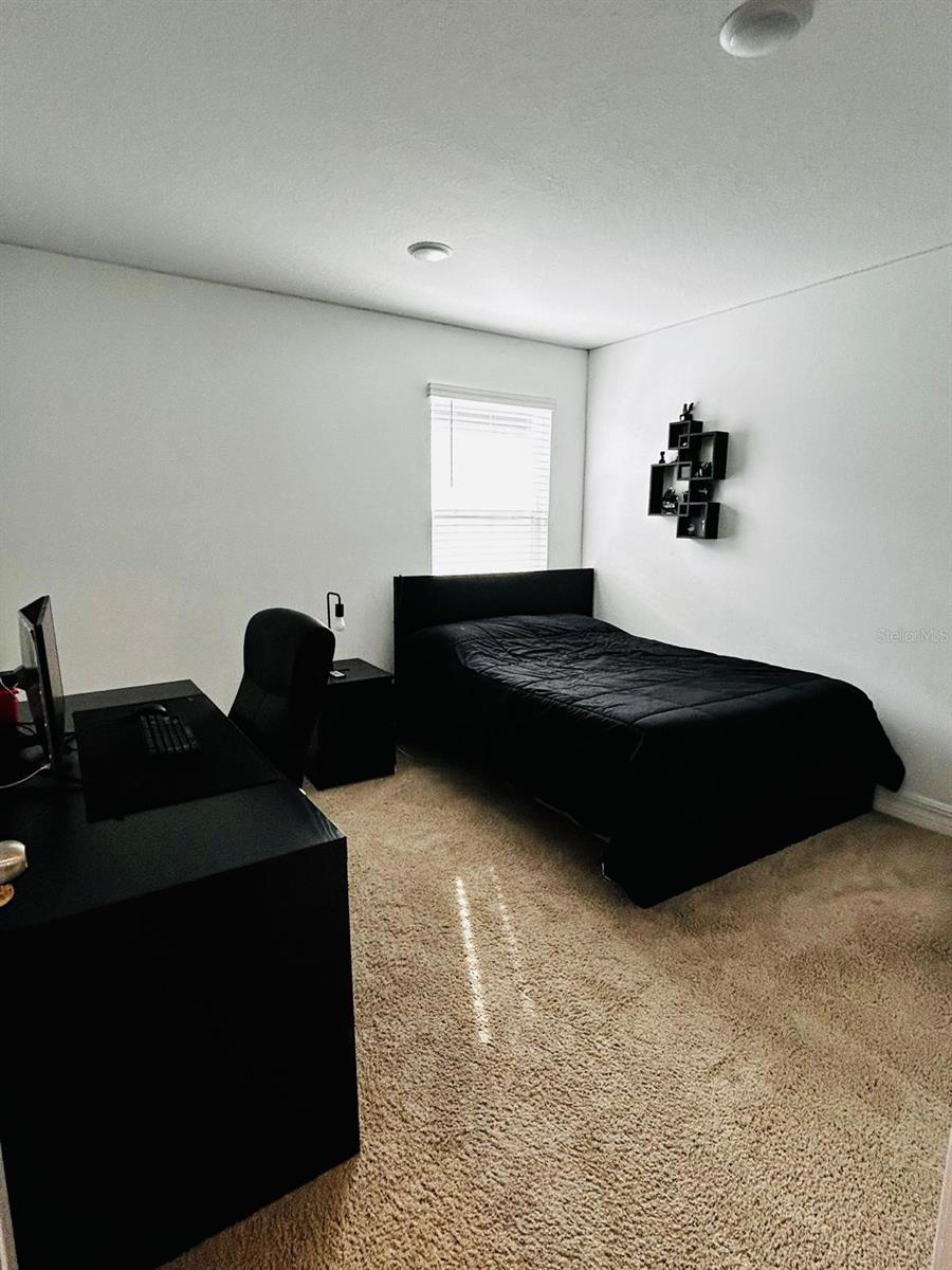 Image 12 of 22 For 8565 Lamppost Lane