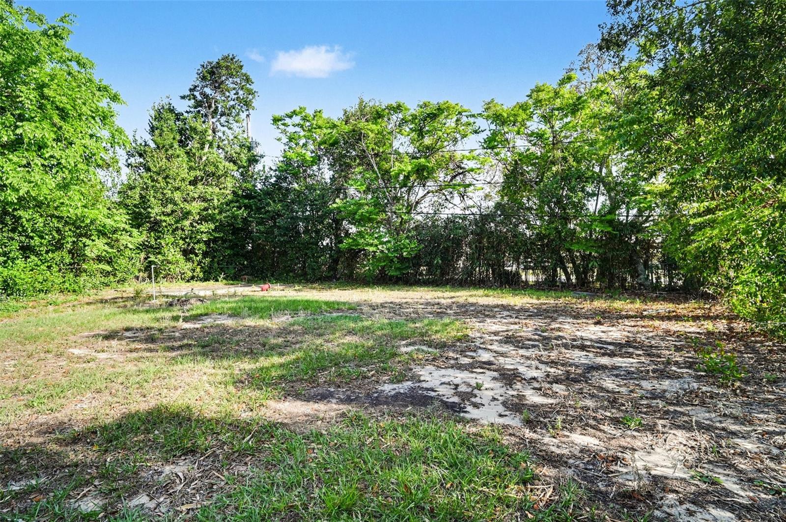 Image 23 of 24 For 1432 Richmond Avenue