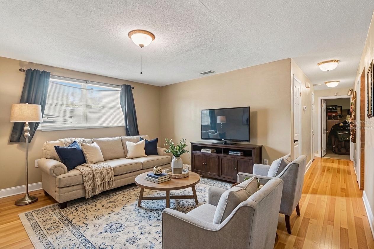 Image 6 of 24 For 1432 Richmond Avenue