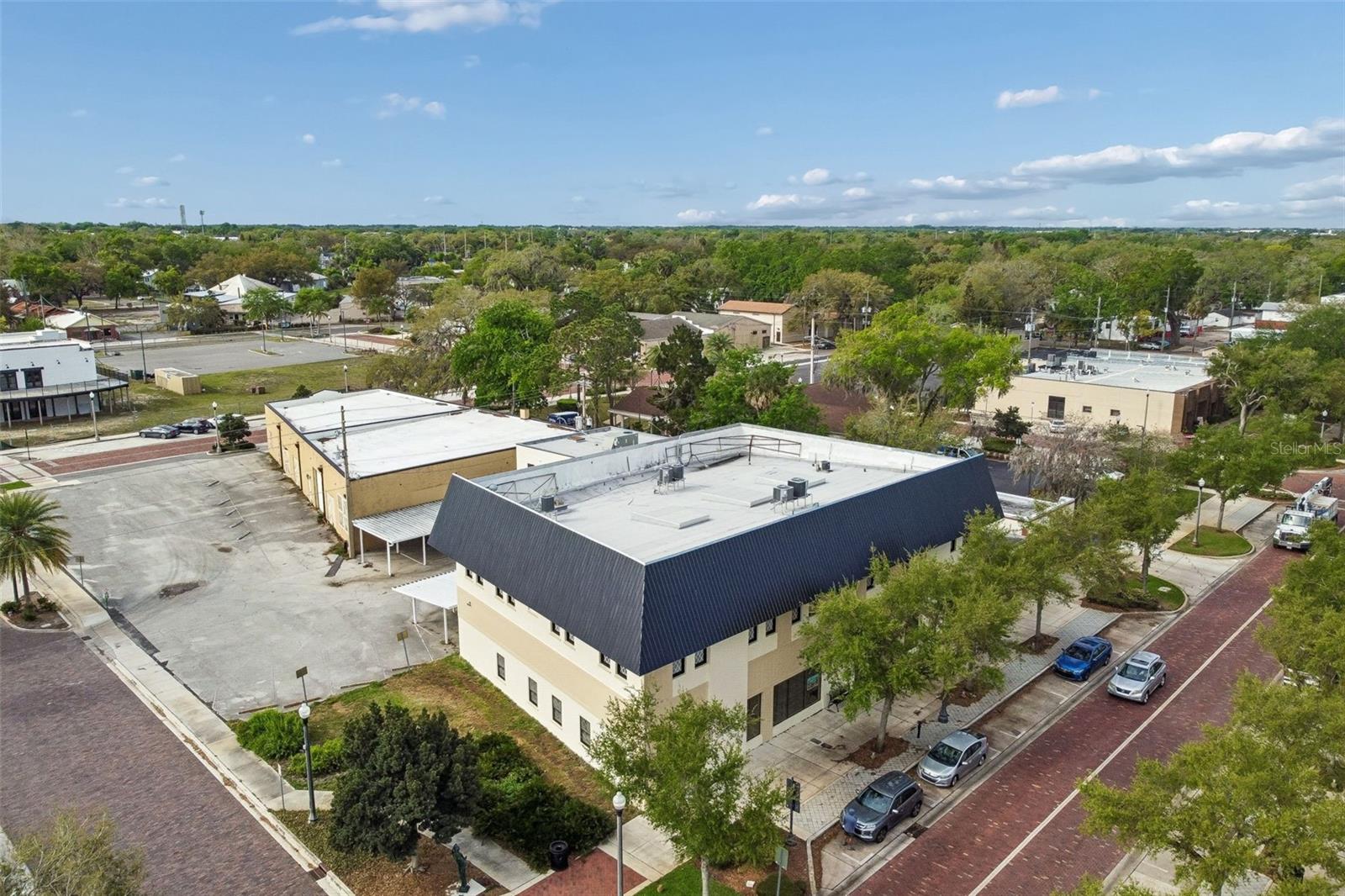 Image 15 of 23 For 201 1st Street