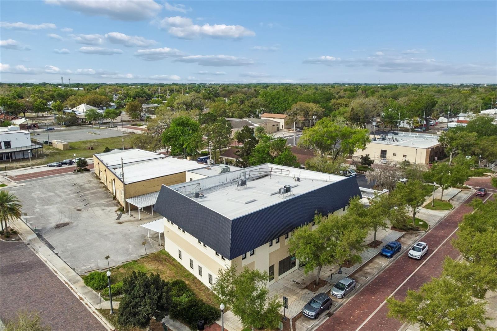 Image 16 of 23 For 201 1st Street