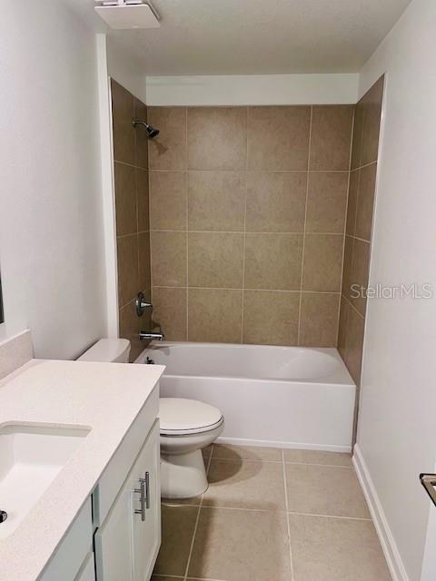 Image 22 of 33 For 2639 Candied Apple Alley