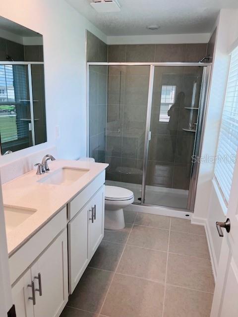 Image 28 of 33 For 2639 Candied Apple Alley