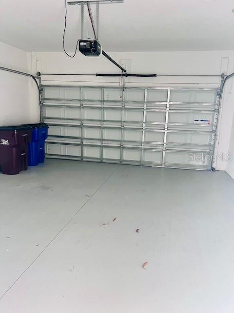 Image 31 of 33 For 2639 Candied Apple Alley