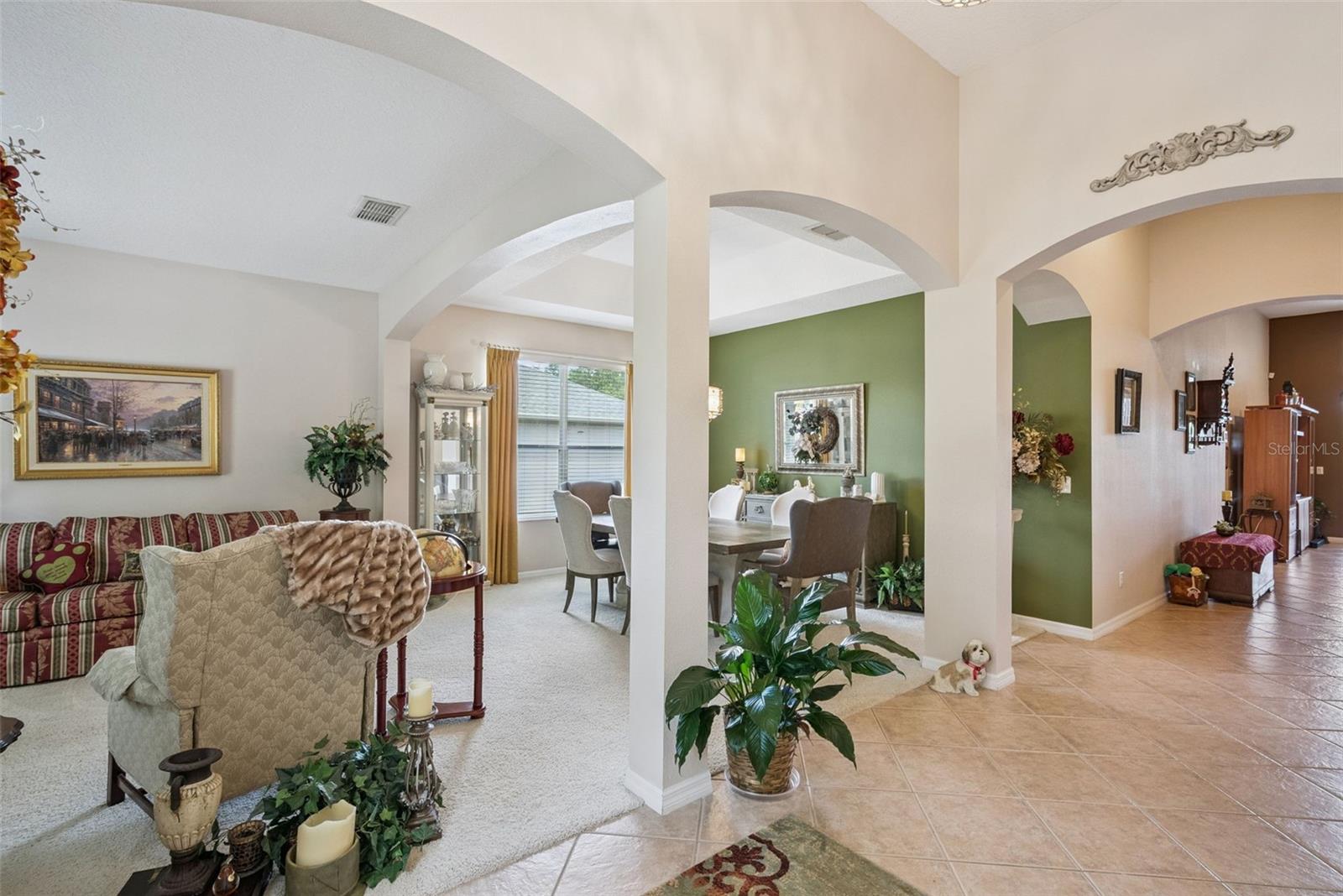 Image 4 of 41 For 2409 Emerald Rose Way