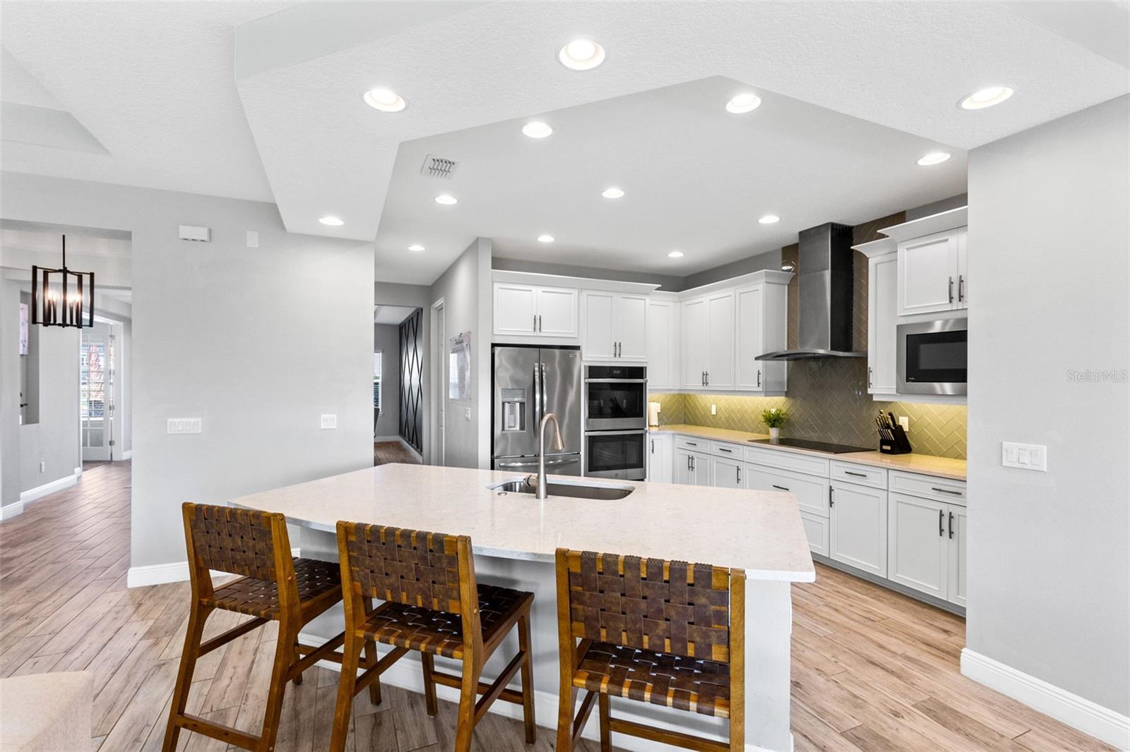 Image 7 of 39 For 1570 Myrtle Oaks Trail