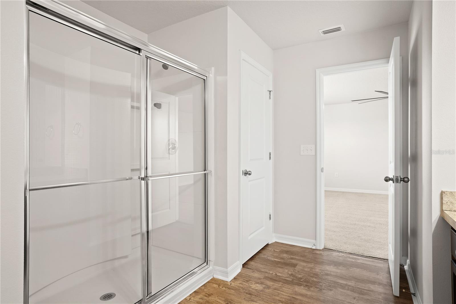 Image 18 of 34 For 3003 Gibraltar Boulevard