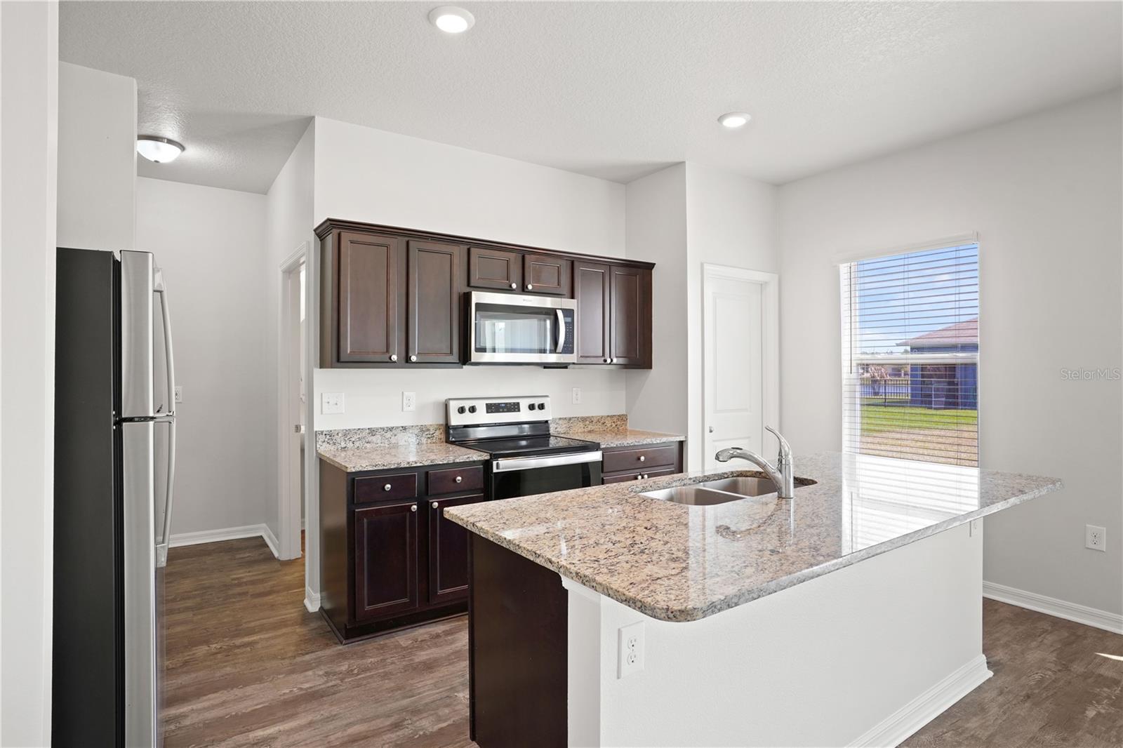 Image 9 of 34 For 3003 Gibraltar Boulevard