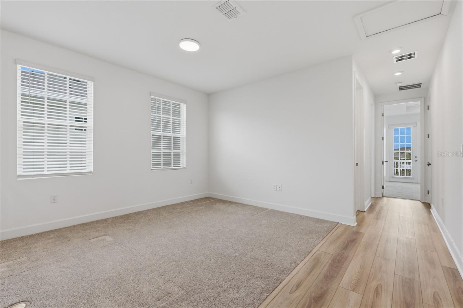 Image 17 of 31 For 7410 Barrier Cove Way