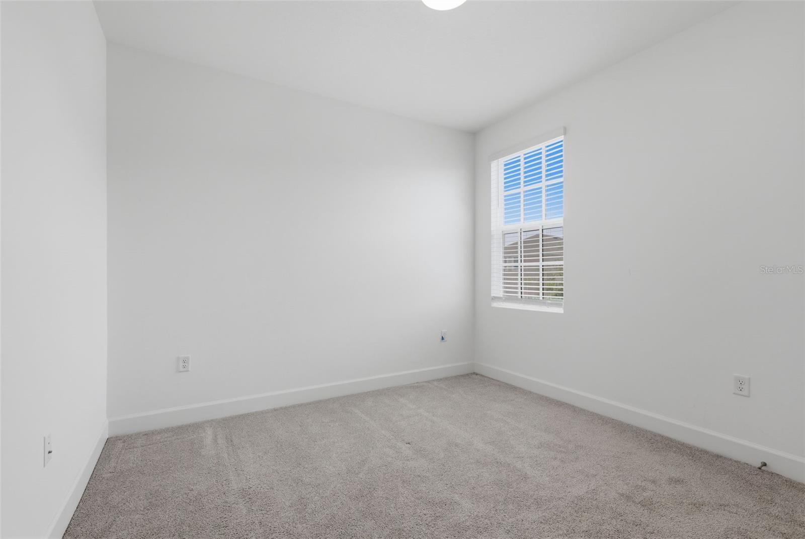 Image 20 of 31 For 7410 Barrier Cove Way