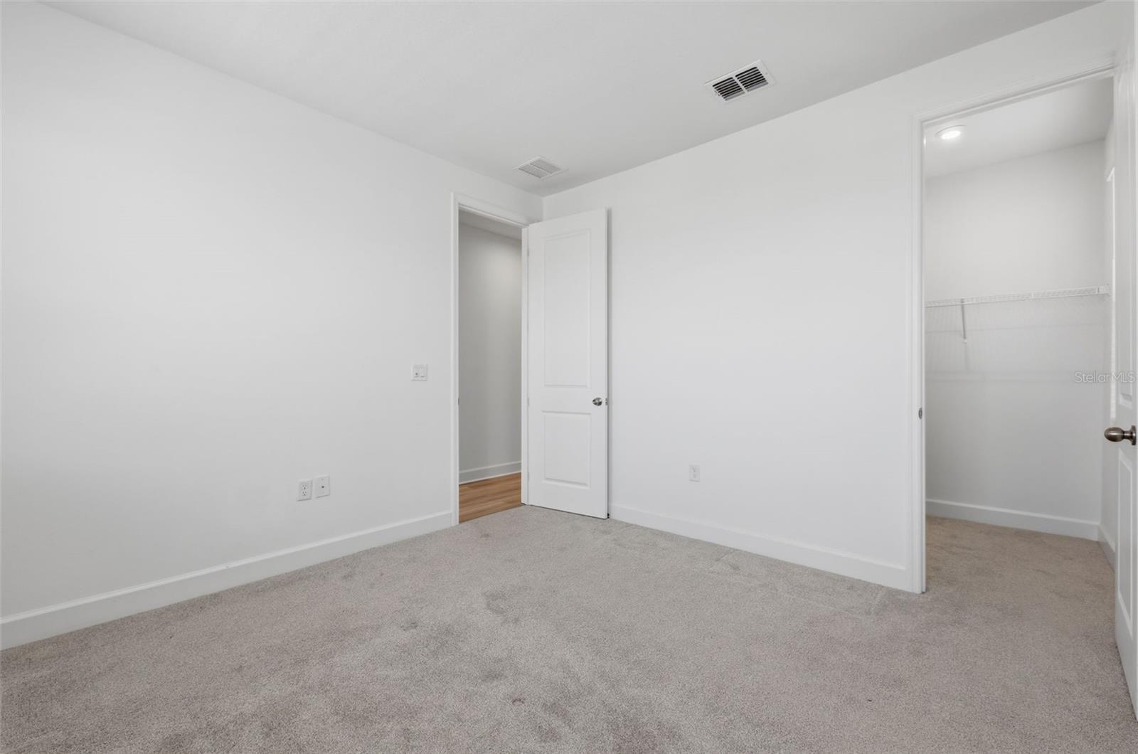 Image 24 of 31 For 7410 Barrier Cove Way