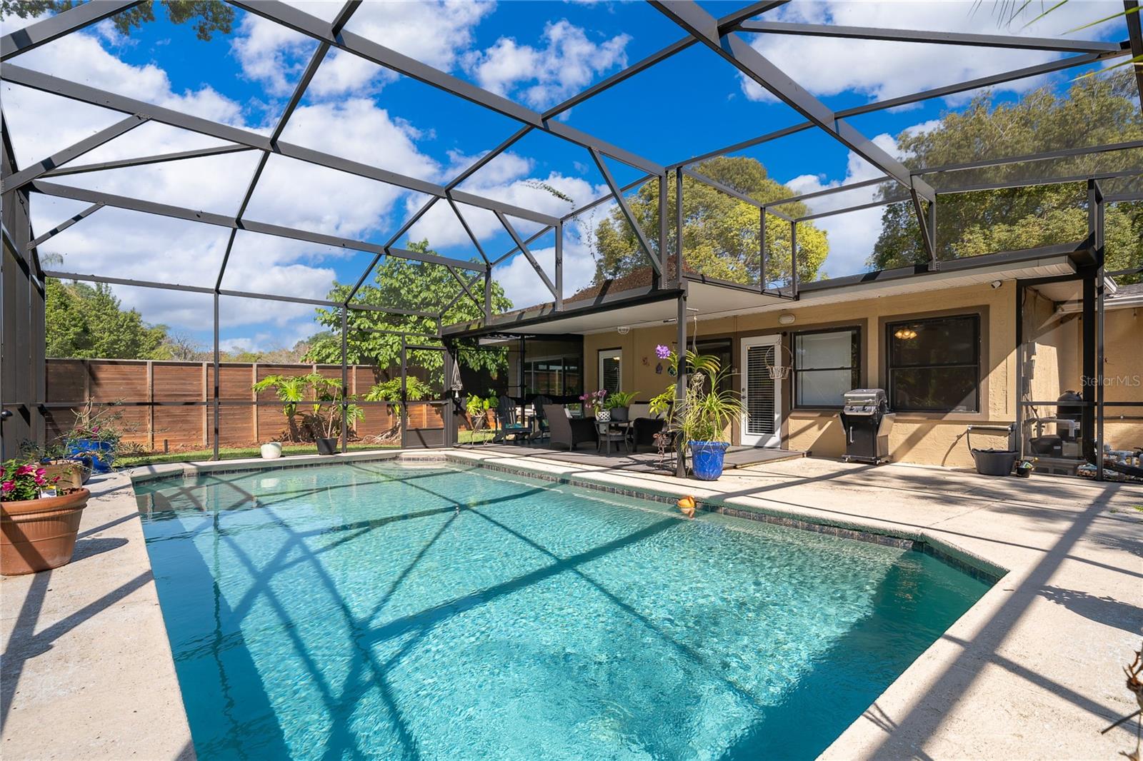 Image 24 of 34 For 502 Oak Lane