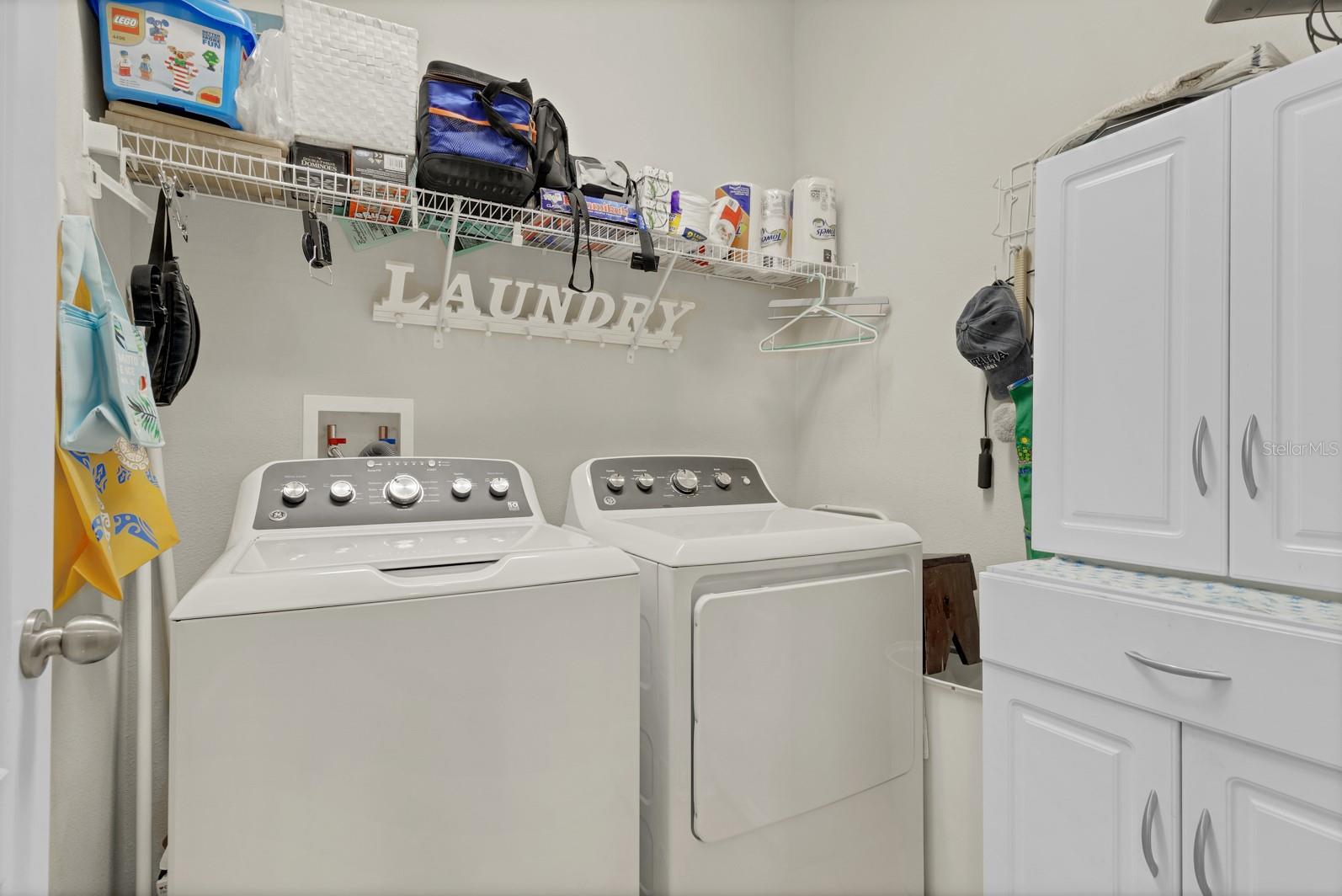 Image 32 of 40 For 458 Ellis Square Court