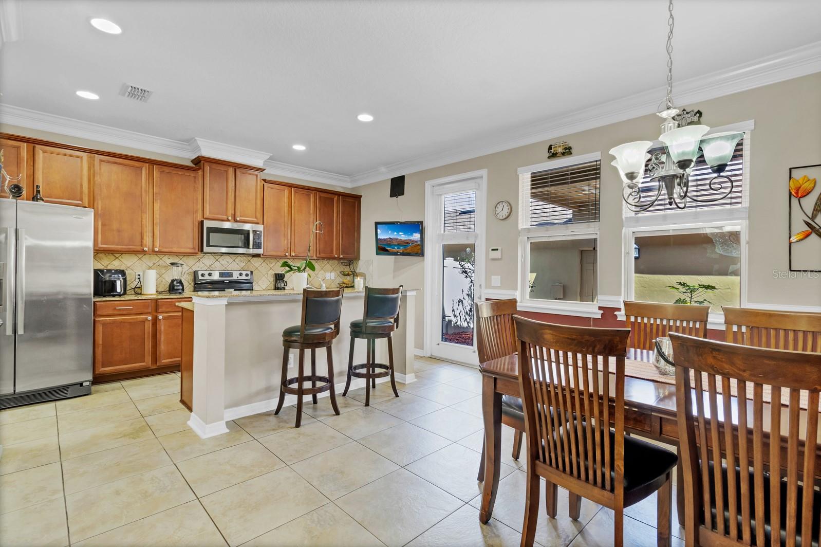 Image 34 of 40 For 458 Ellis Square Court