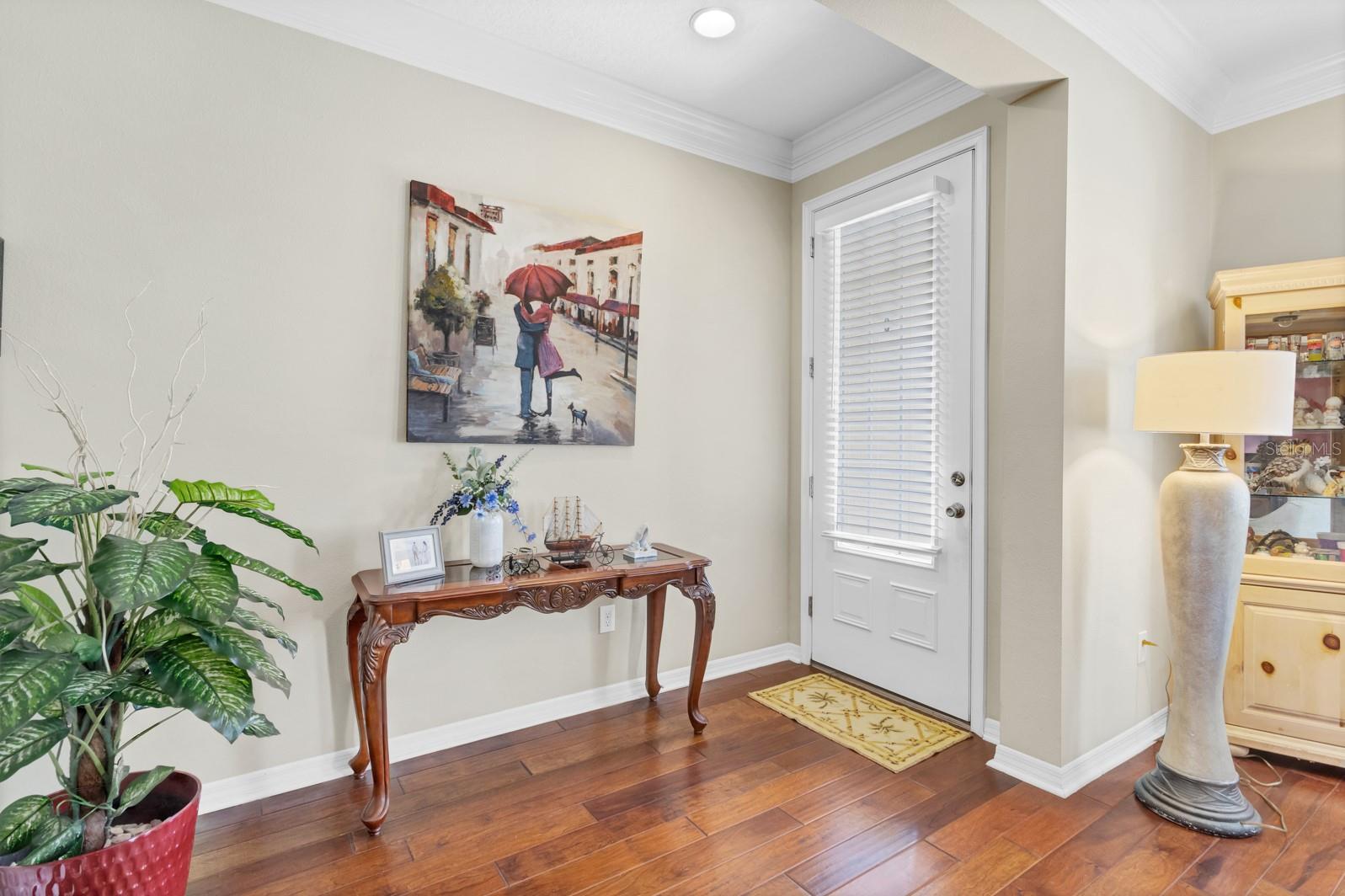 Image 4 of 40 For 458 Ellis Square Court