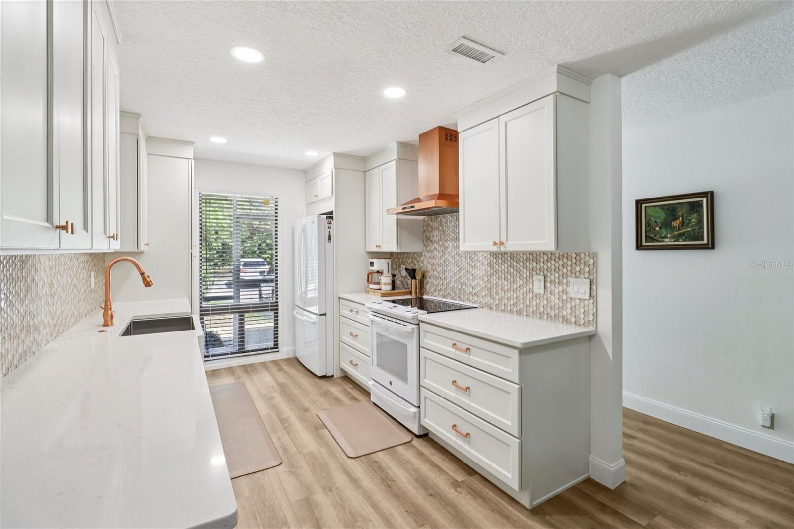 Image 4 of 29 For 60 Sheoah Boulevard 38a