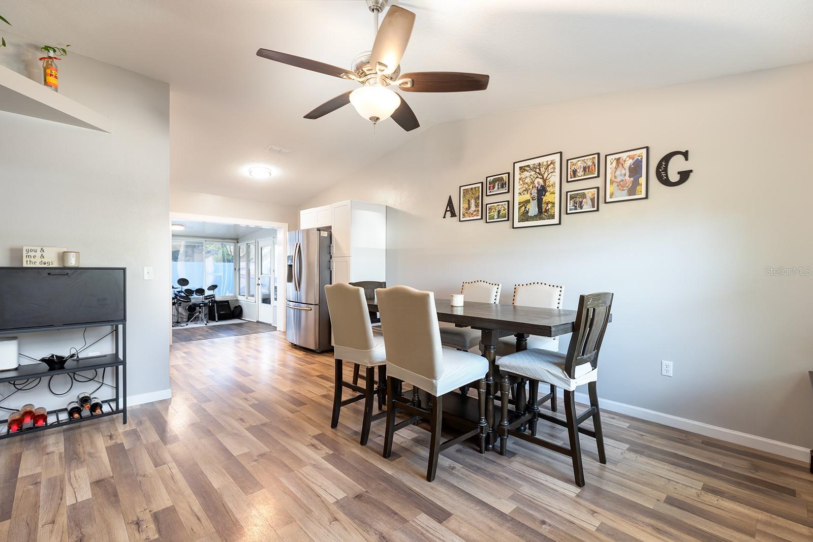 Image 5 of 30 For 12146 Virginia Drive