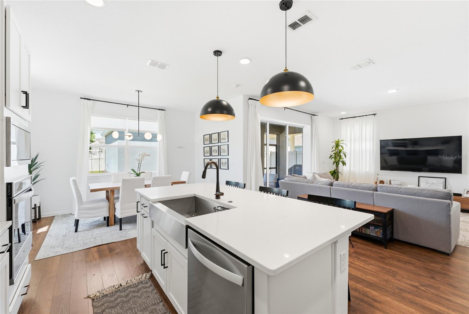 Image 11 of 26 For 5378 Lake Virginia Street