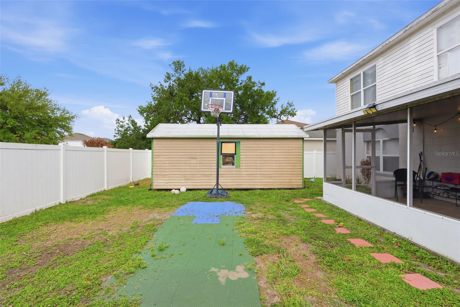 Image 12 of 27 For 1142 Normandy Drive