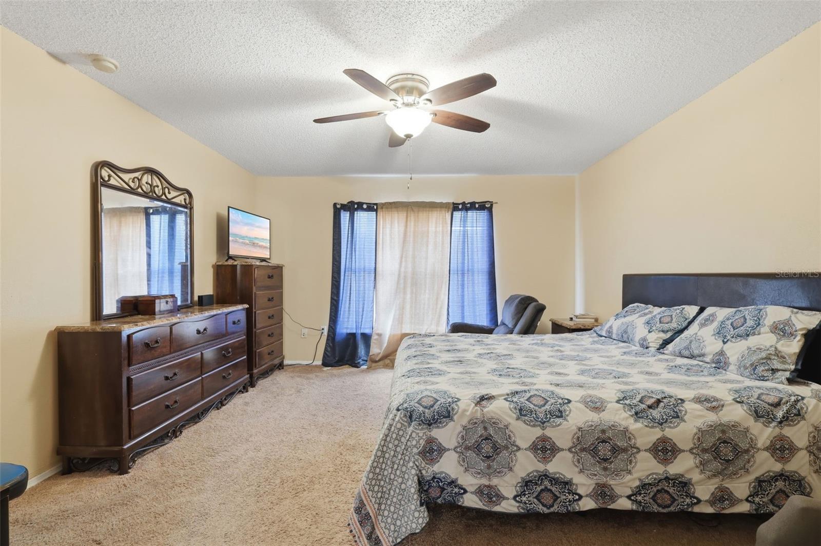 Image 15 of 27 For 1142 Normandy Drive