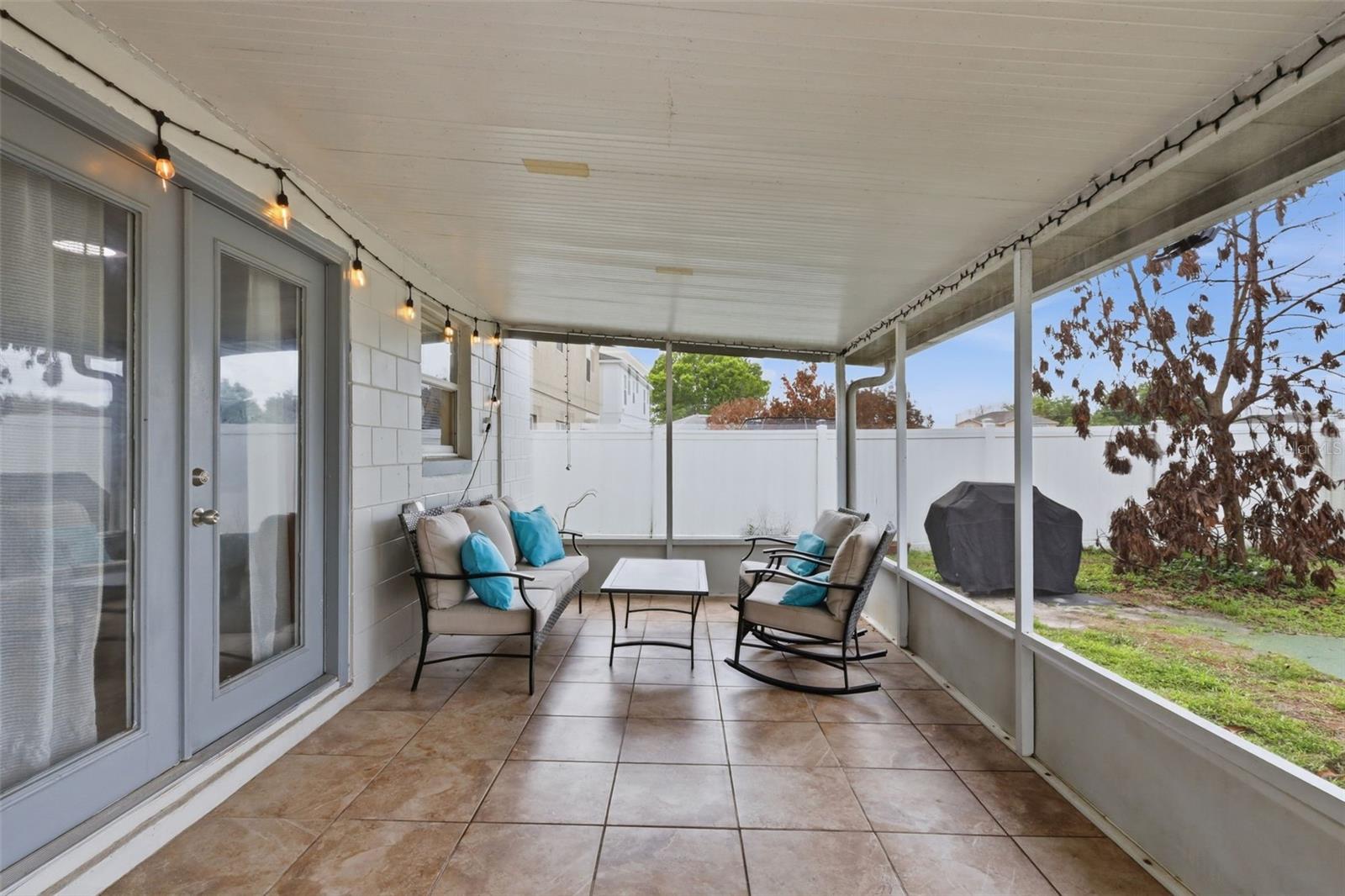 Image 16 of 27 For 1142 Normandy Drive