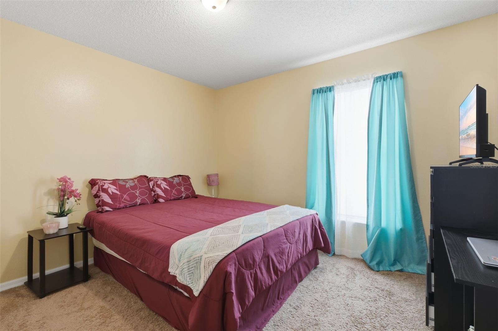 Image 23 of 27 For 1142 Normandy Drive