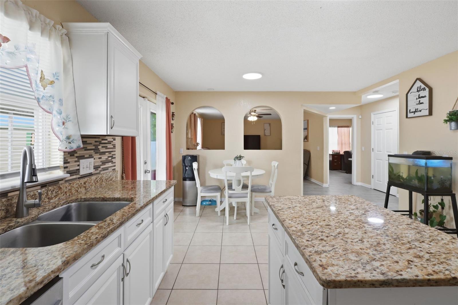 Image 6 of 27 For 1142 Normandy Drive