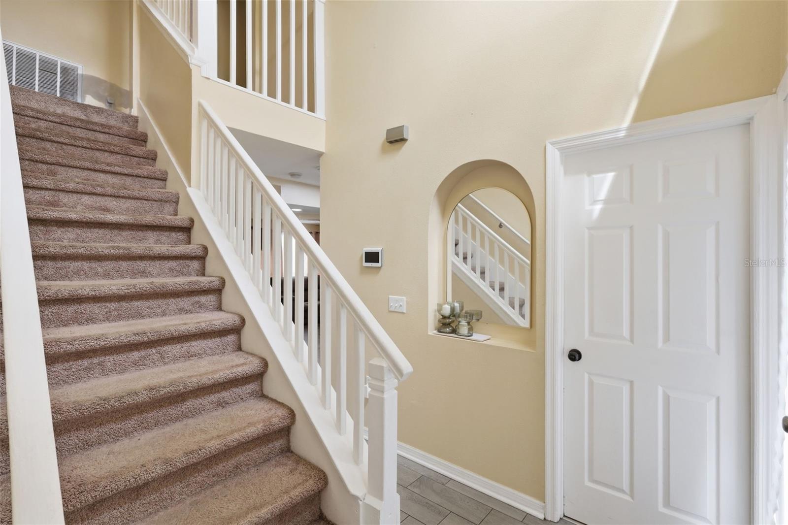 Image 9 of 27 For 1142 Normandy Drive