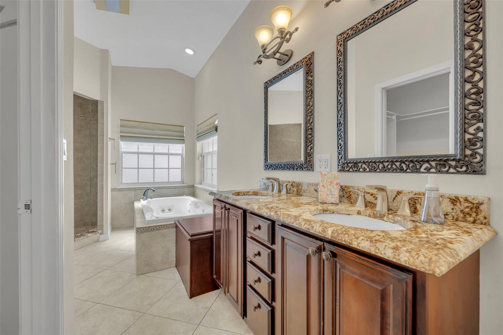 Image 21 of 54 For 2112 Chippewa Trail