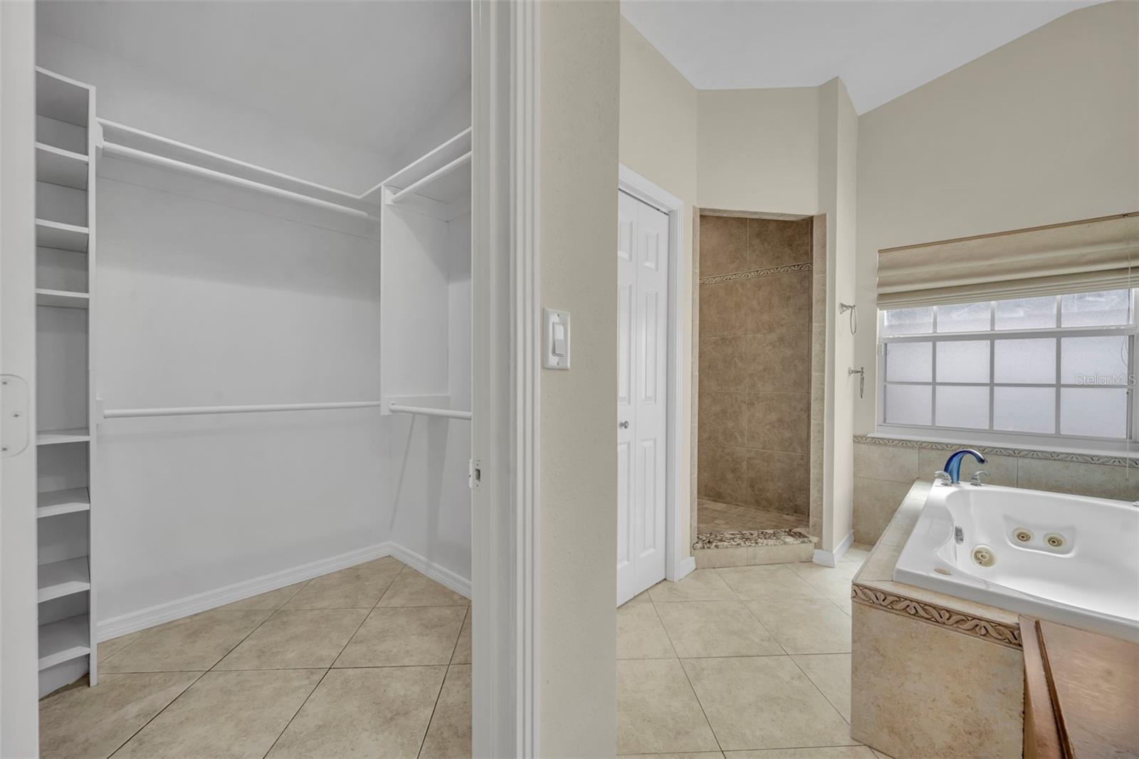 Image 23 of 54 For 2112 Chippewa Trail