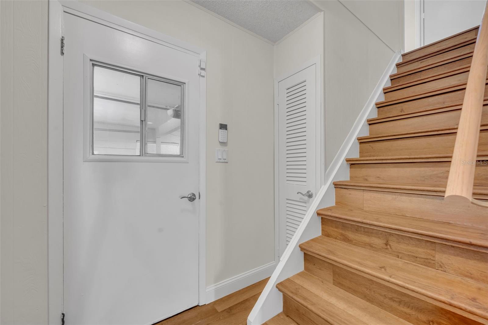 Image 33 of 54 For 2112 Chippewa Trail