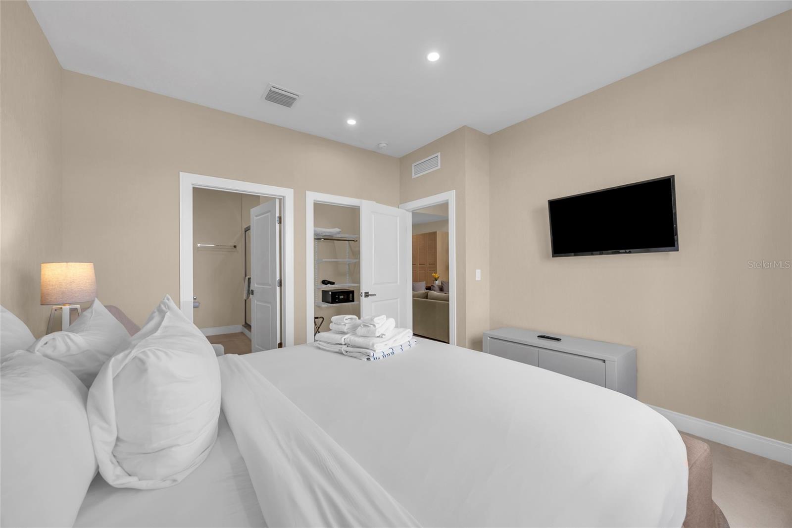 Image 29 of 69 For 3158 Brasilia Avenue