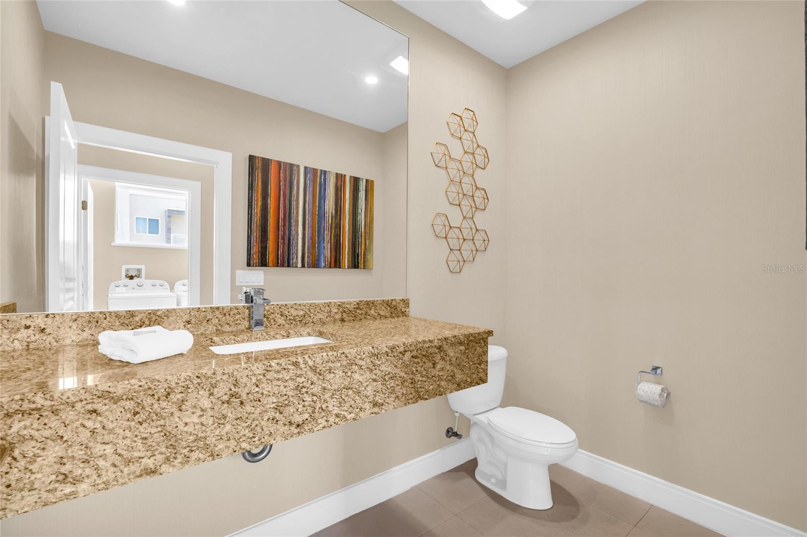 Image 33 of 69 For 3158 Brasilia Avenue