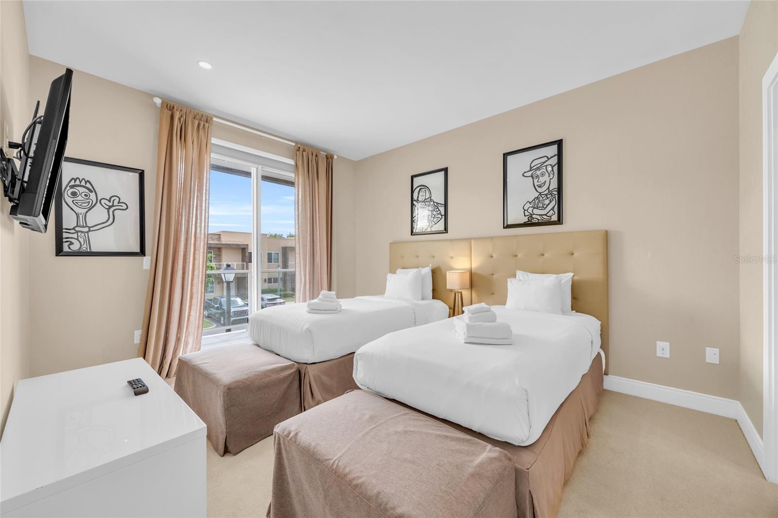 Image 40 of 69 For 3158 Brasilia Avenue