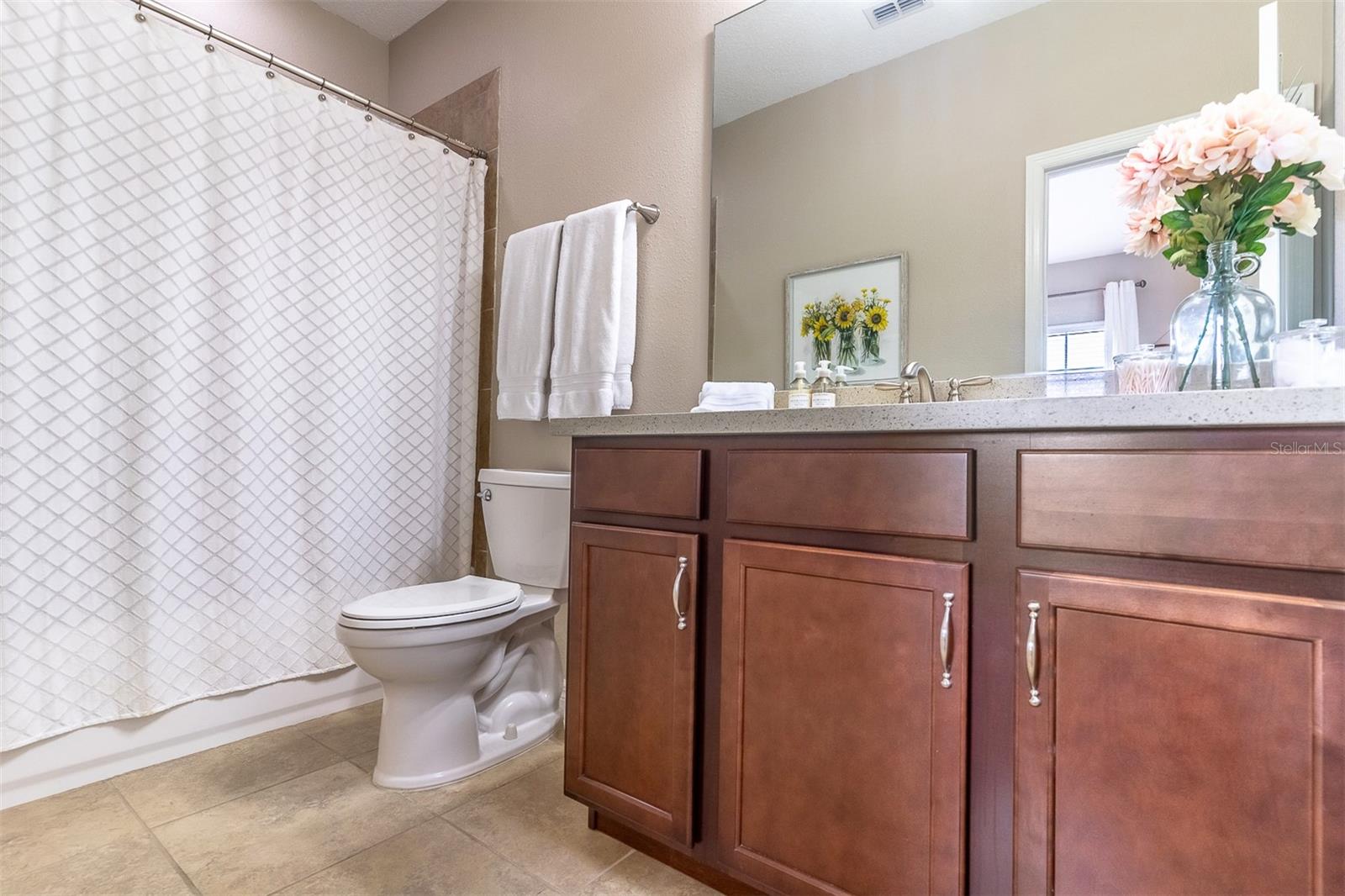 Image 20 of 29 For 710 Catalonia Cove