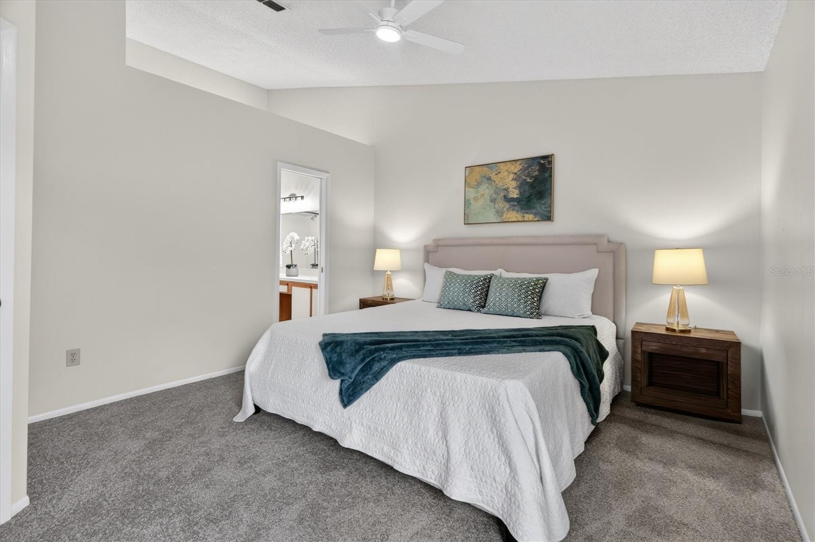 Image 32 of 60 For 630 Maple Oak Circle 102