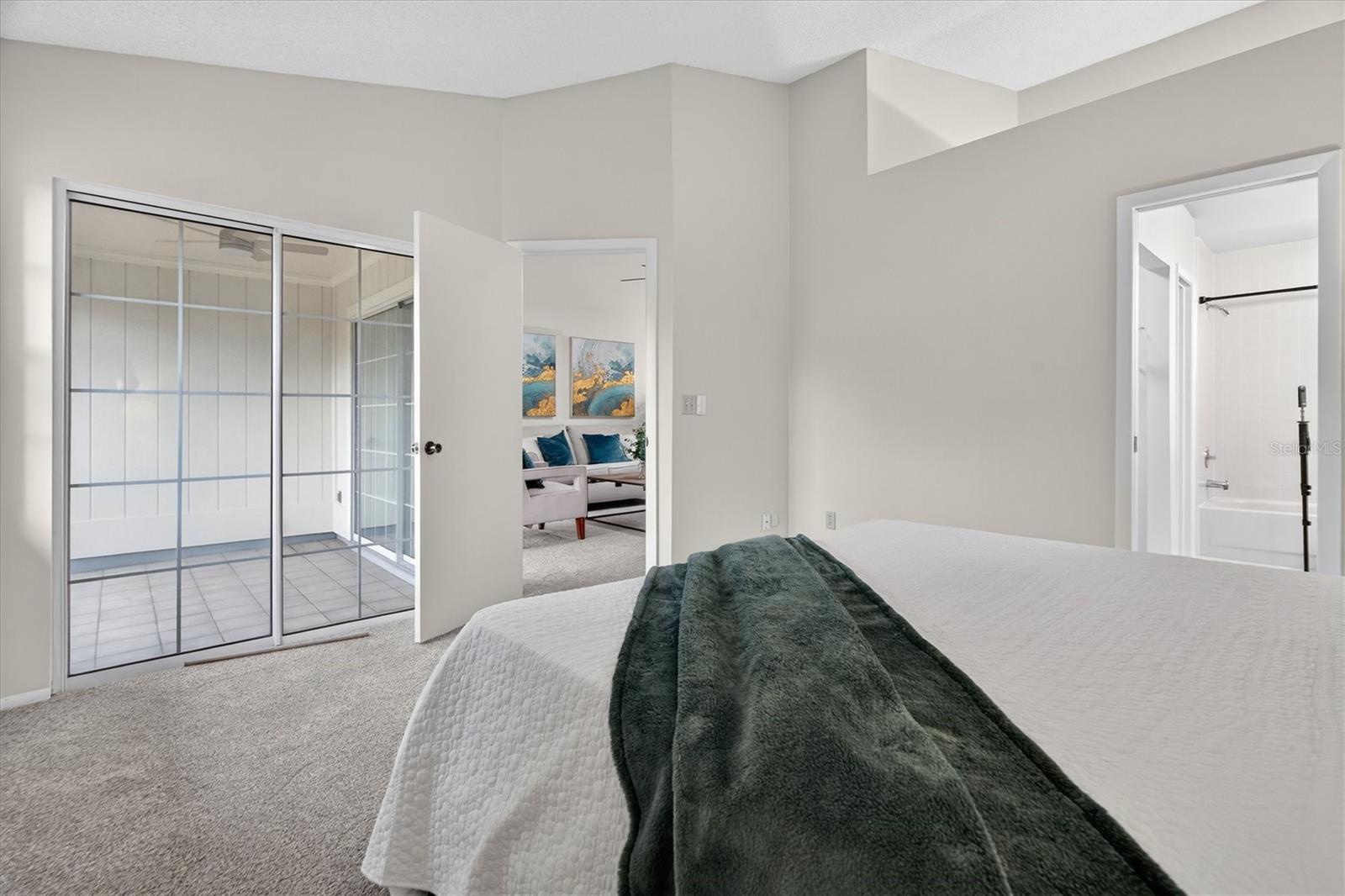 Image 33 of 60 For 630 Maple Oak Circle 102