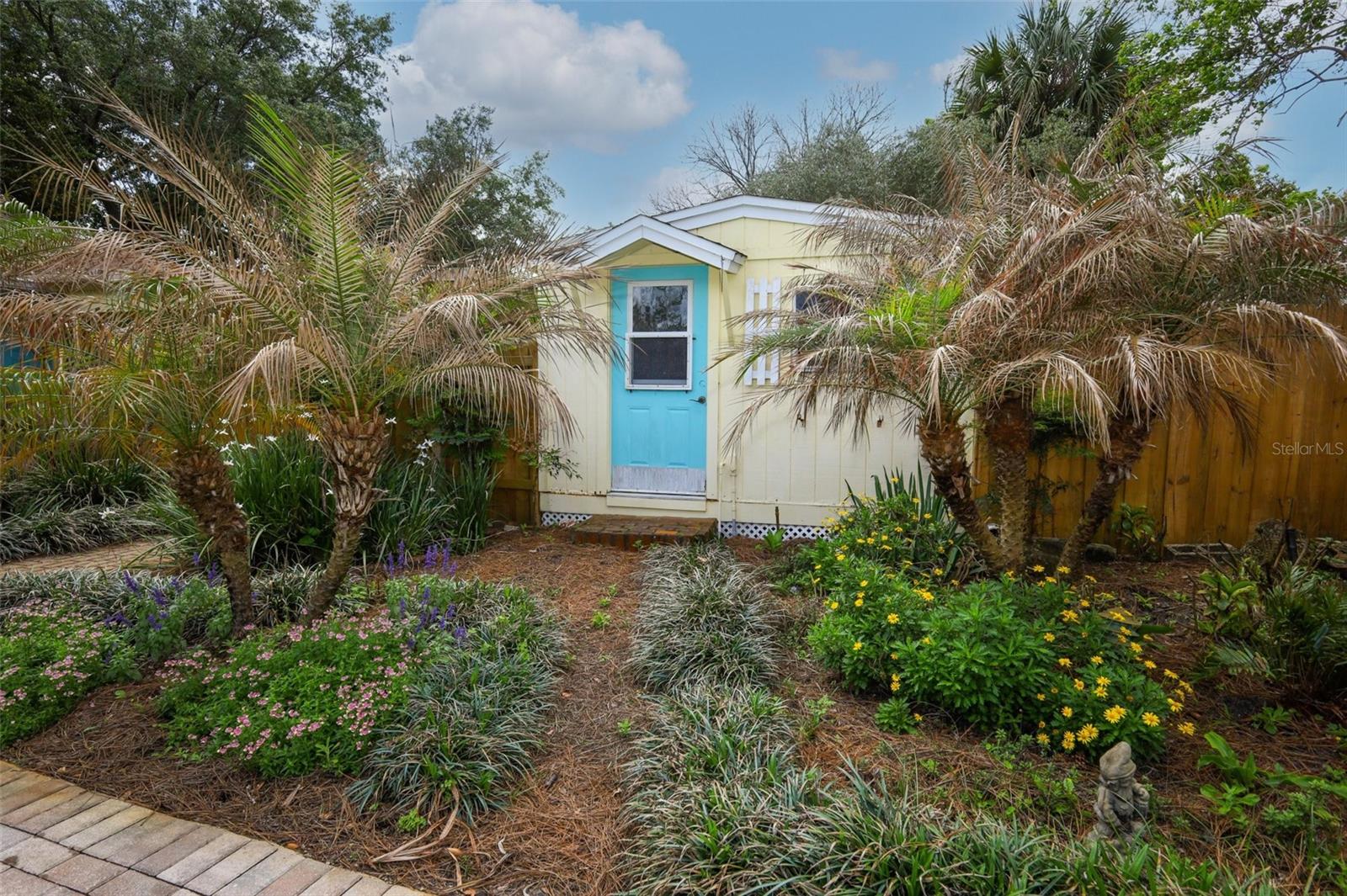 Listing photo id 47 for 102 Pineview Circle