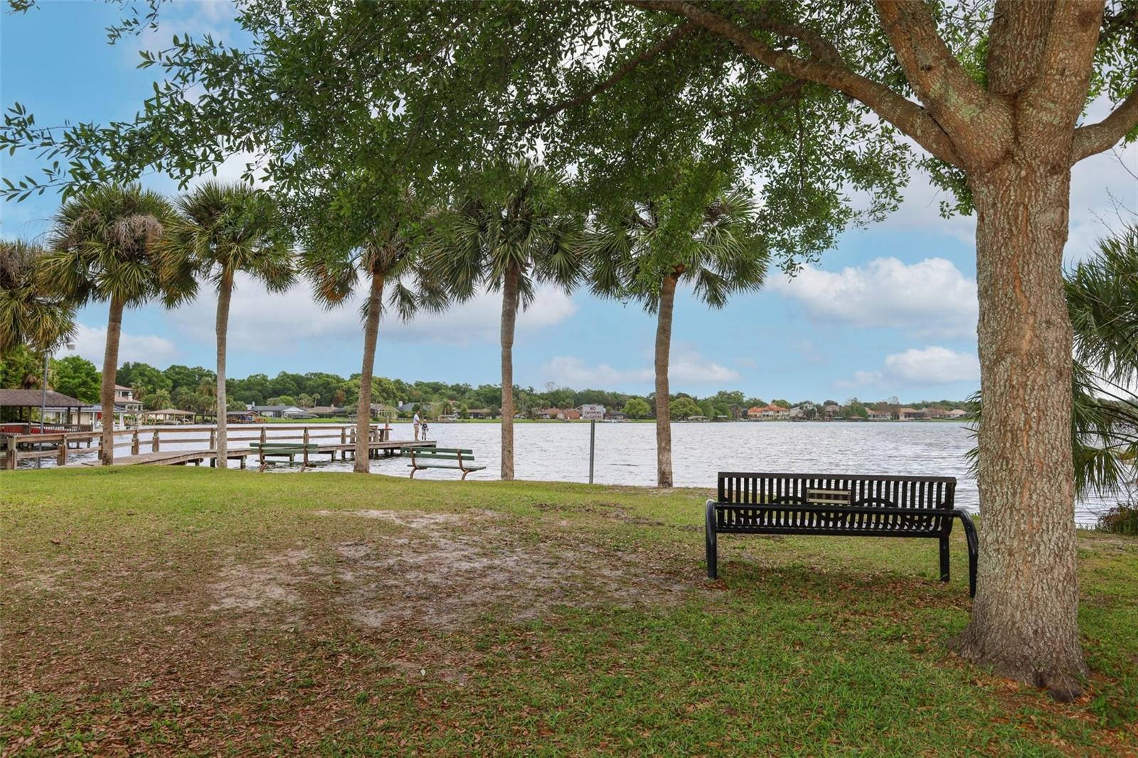 Listing photo id 55 for 102 Pineview Circle