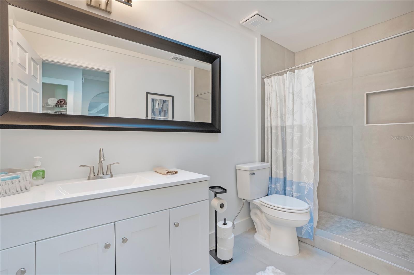 Image 26 of 52 For 2724 Ardon Avenue