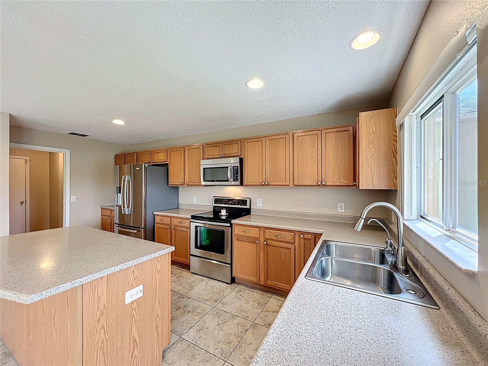 Image 12 of 27 For 14932 Perdido Drive