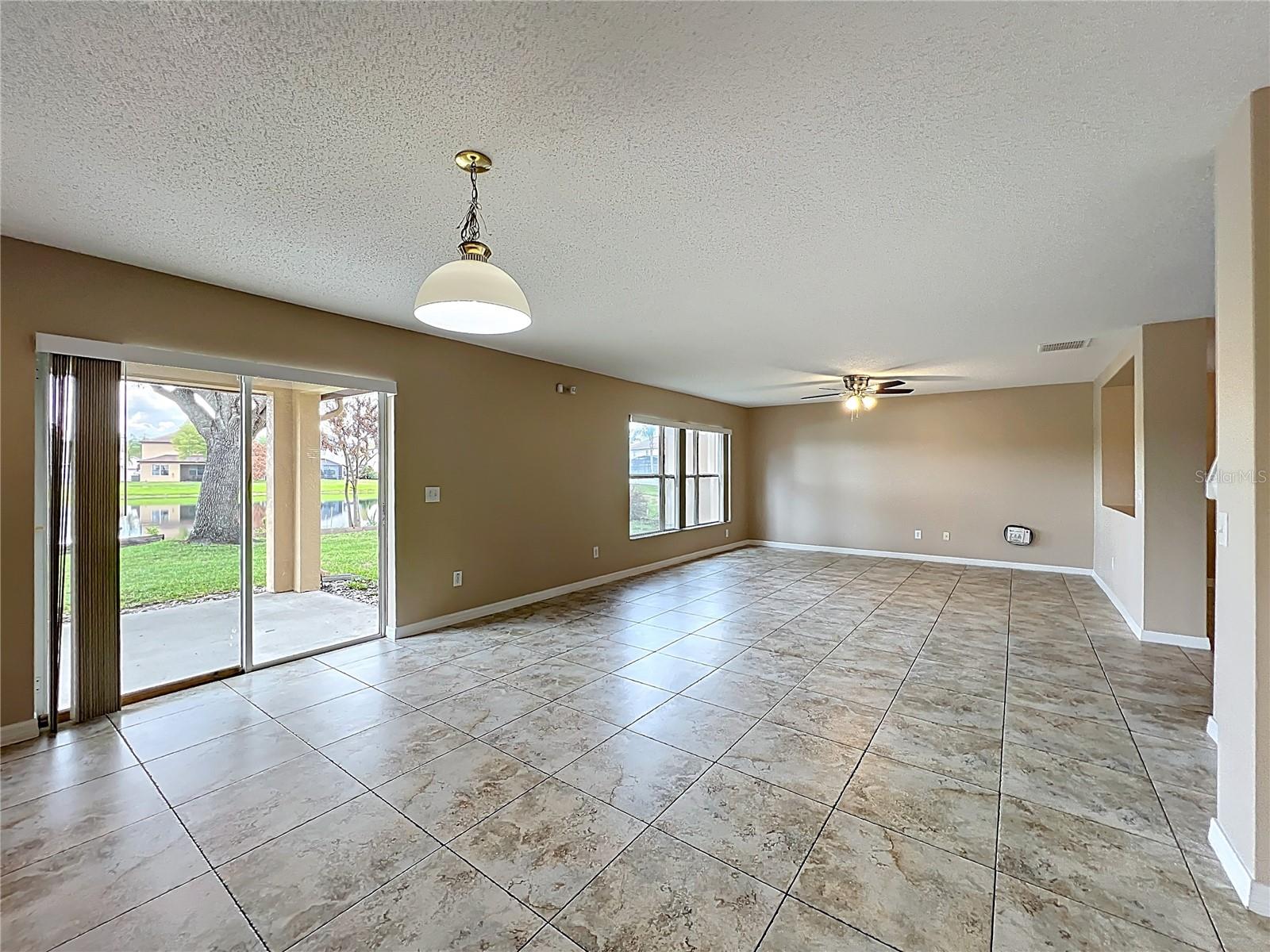 Image 8 of 27 For 14932 Perdido Drive