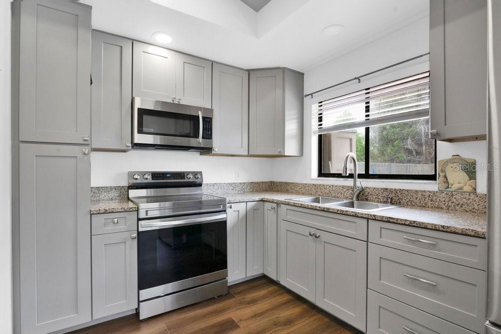 Image 12 of 34 For 3113 Carthage Court