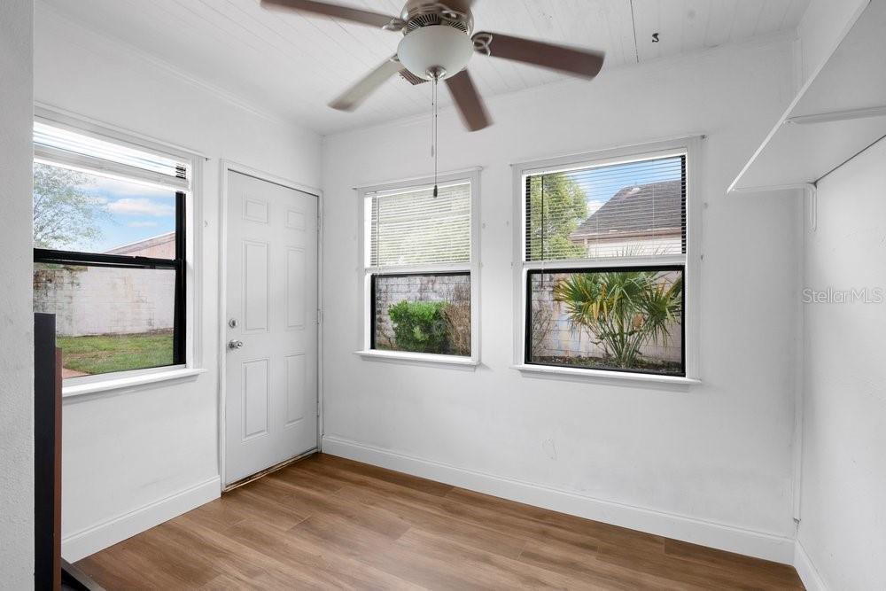 Image 13 of 34 For 3113 Carthage Court