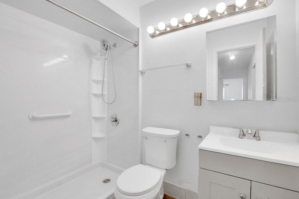 Image 17 of 34 For 3113 Carthage Court