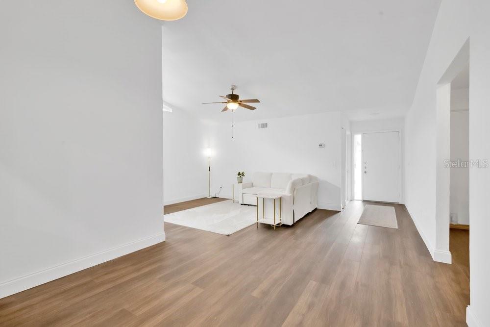 Image 8 of 34 For 3113 Carthage Court