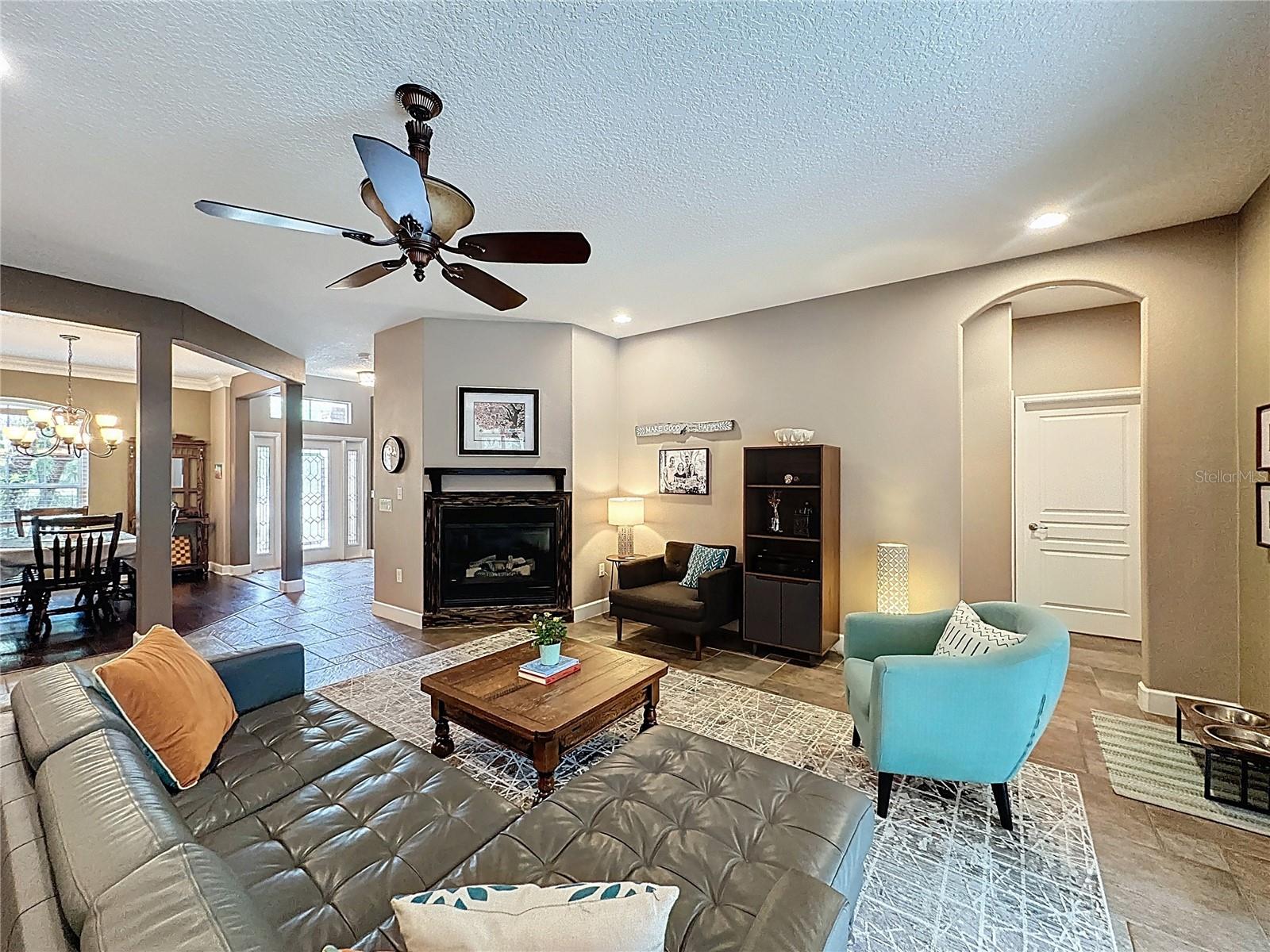 Image 31 of 97 For 807 Dakota Prairie Court