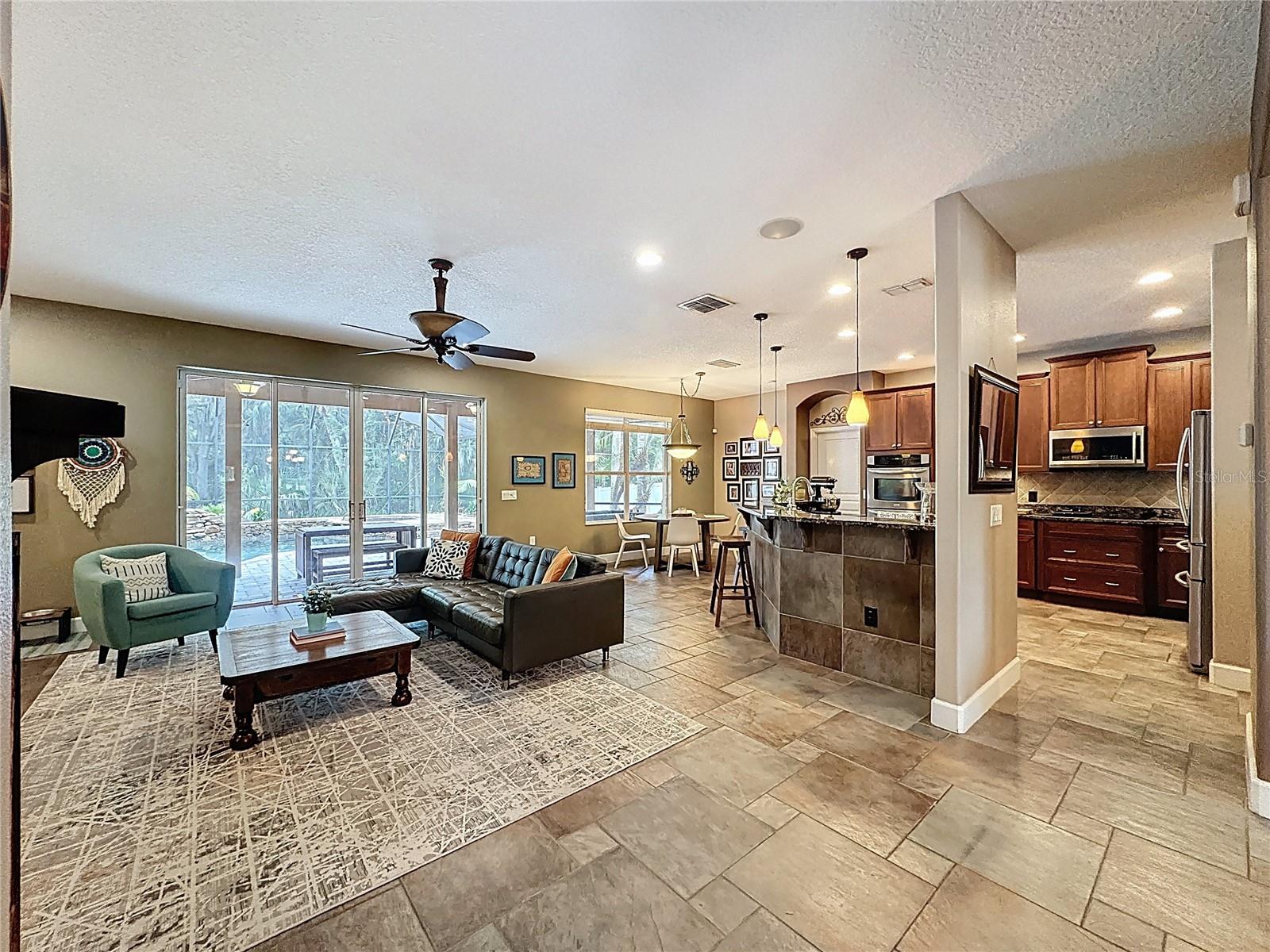 Image 34 of 97 For 807 Dakota Prairie Court