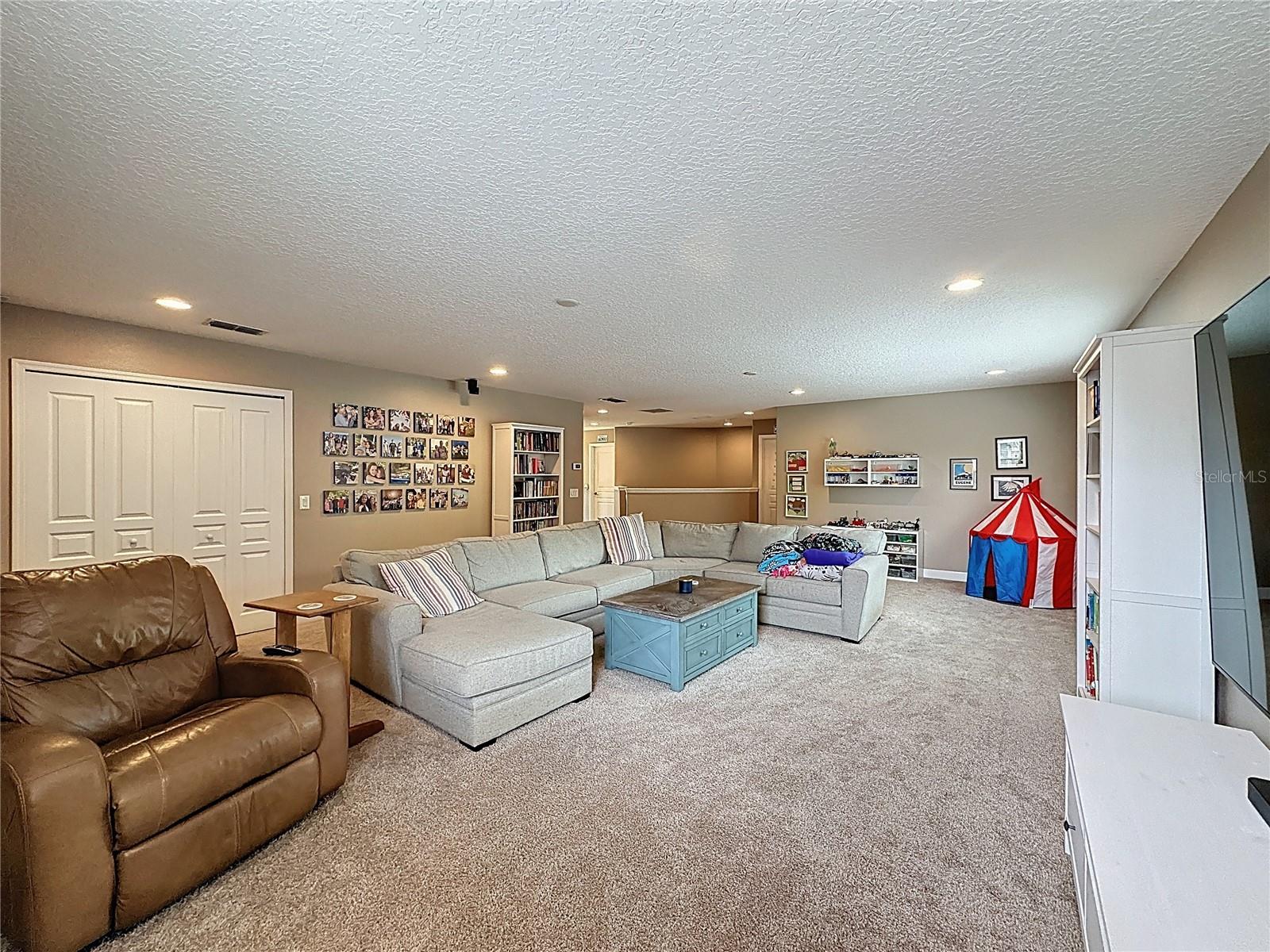 Image 66 of 97 For 807 Dakota Prairie Court