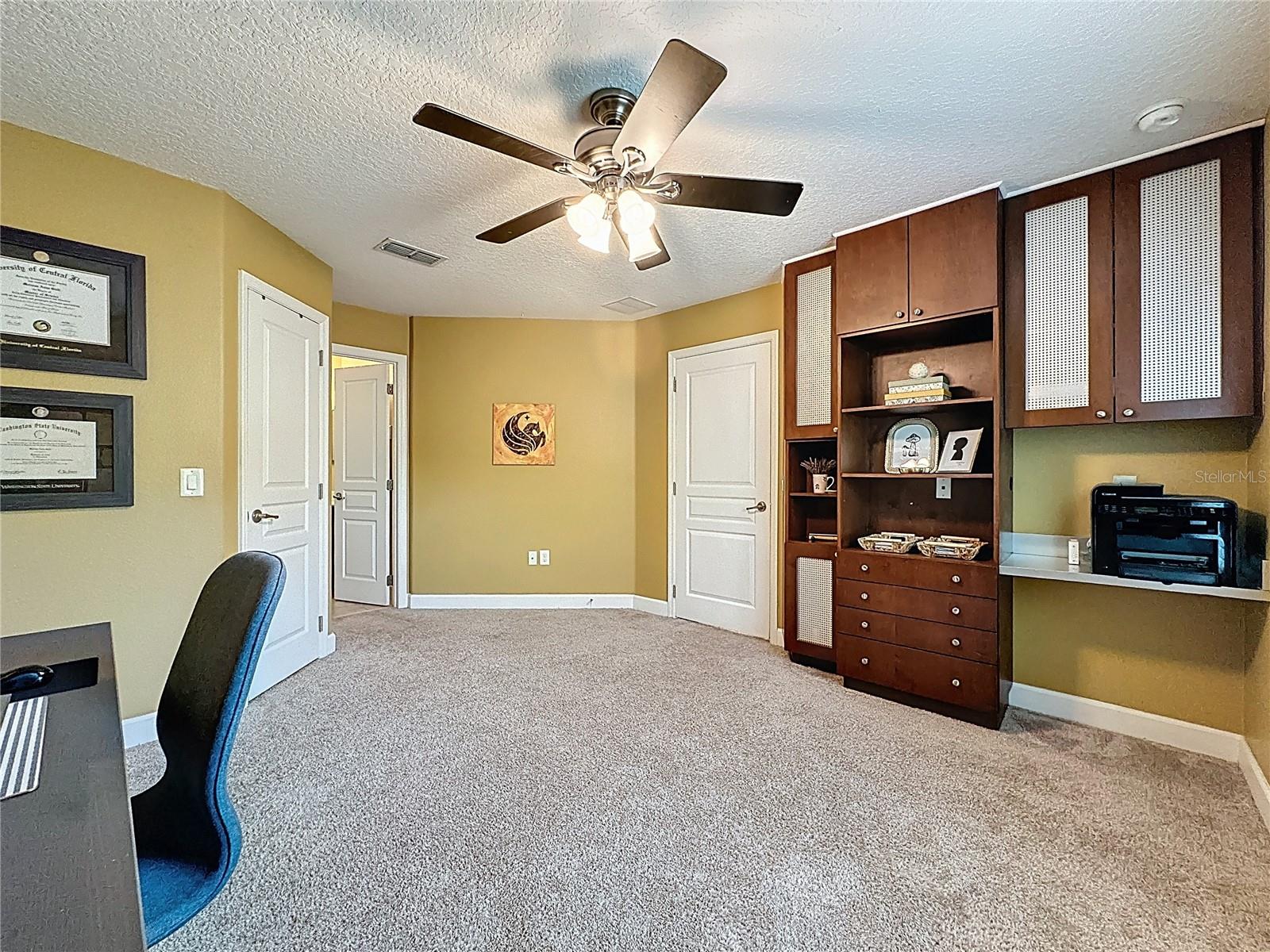 Image 78 of 97 For 807 Dakota Prairie Court